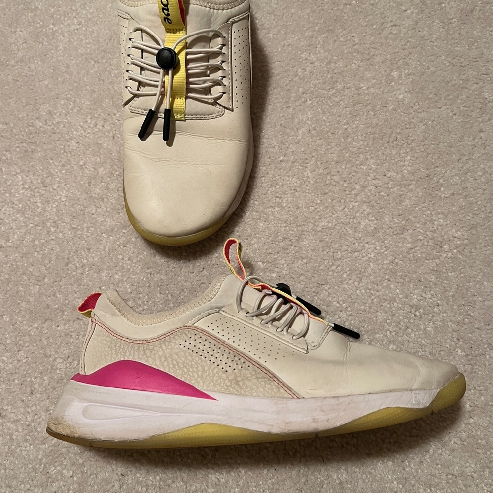CLOVES pink lemonade